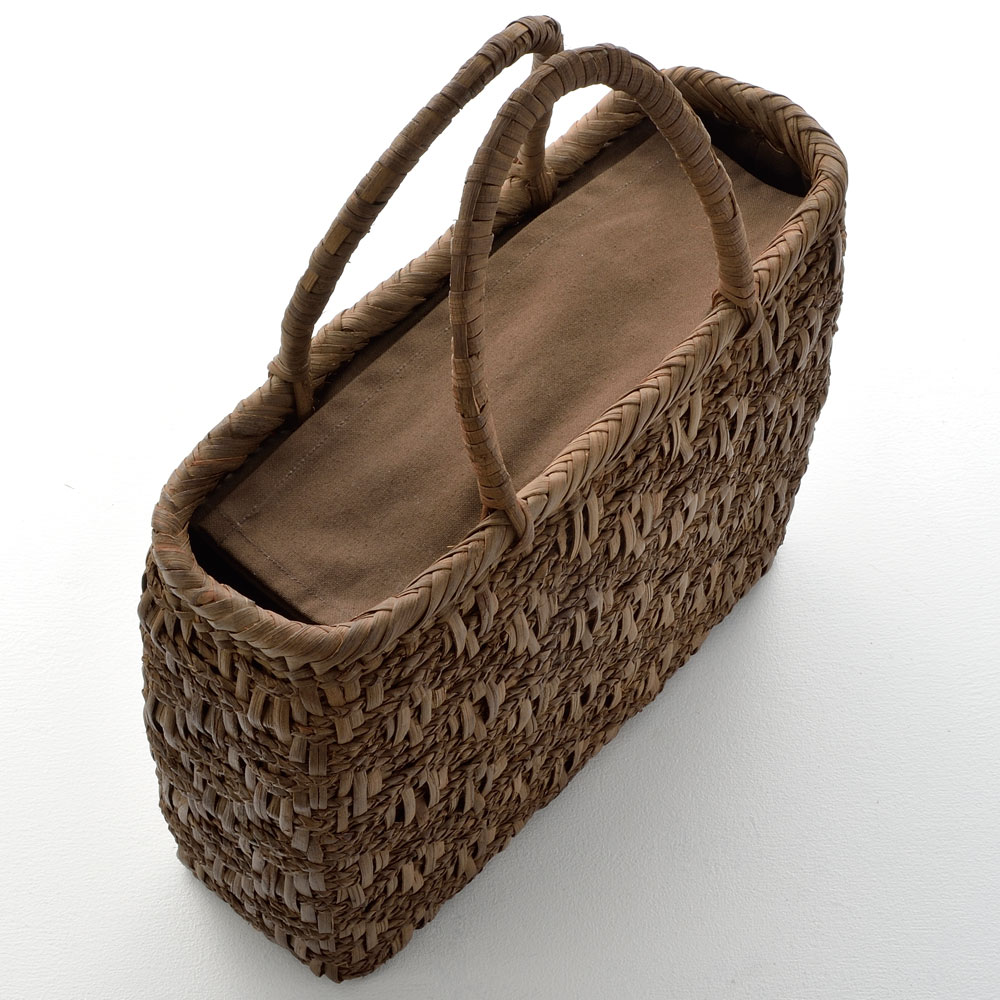 山ぶどう籠バッグ 三つ編み亀甲編み: ファッション雑貨・小物 
