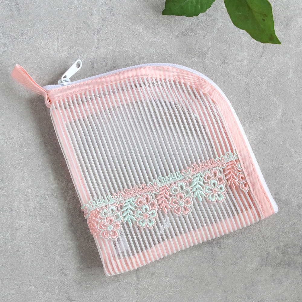 マスクケース しだれ桜 ファッション雑貨 小物 スイーツ グルメ ギフトの通販は 婦人画報のお取り寄せ