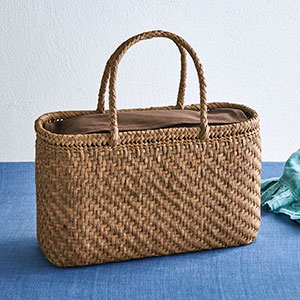 山ぶどう籠バッグ 横長網代編み: ファッション雑貨・小物 | スイーツ 