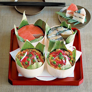 紀州山海彩り桶寿司 3種4個